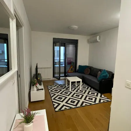 Neva Apartamento Belgrado